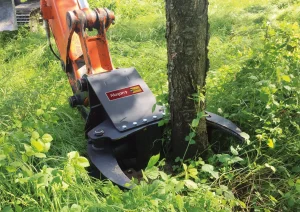 Agriforest ST 250 hydraulic felling grapple mounted on an orange excavator boom cutting a tree for rent – Alayan Rentals
