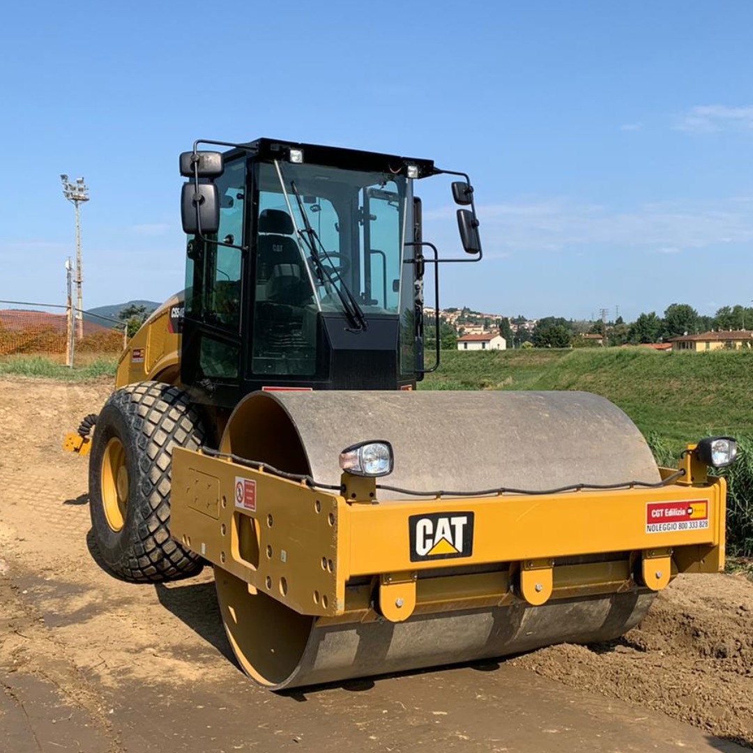 Rental of rollers for compacting materials • Alayan